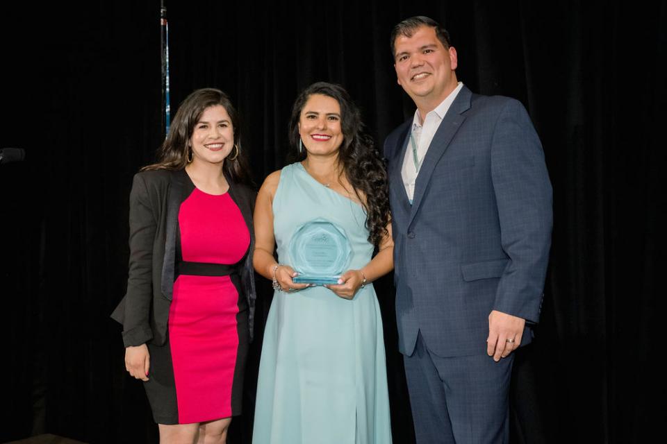 Wendy Aguilar receives the Communicator of the Year Award
